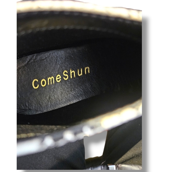 Snakeskin ankle boots - Picture 2 of 7